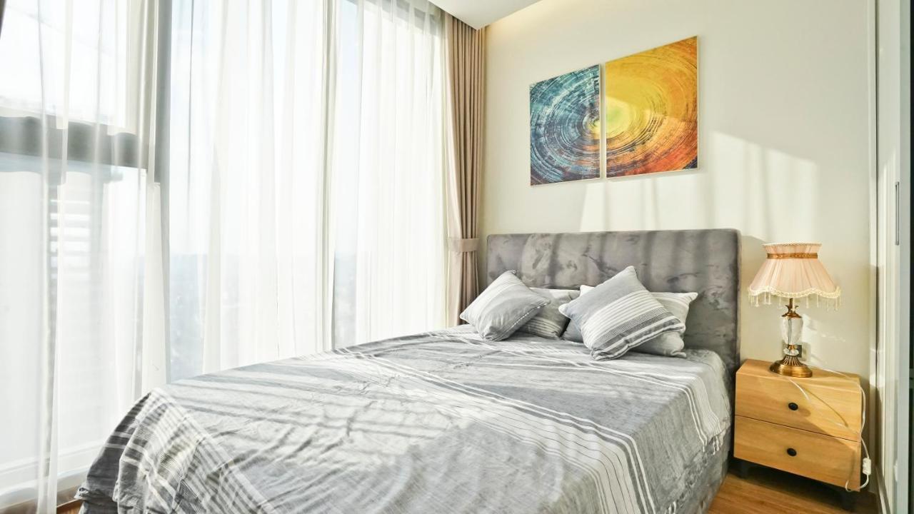 Hi-Home Suites - Vinhomes Metropolis Hanoi Exterior photo